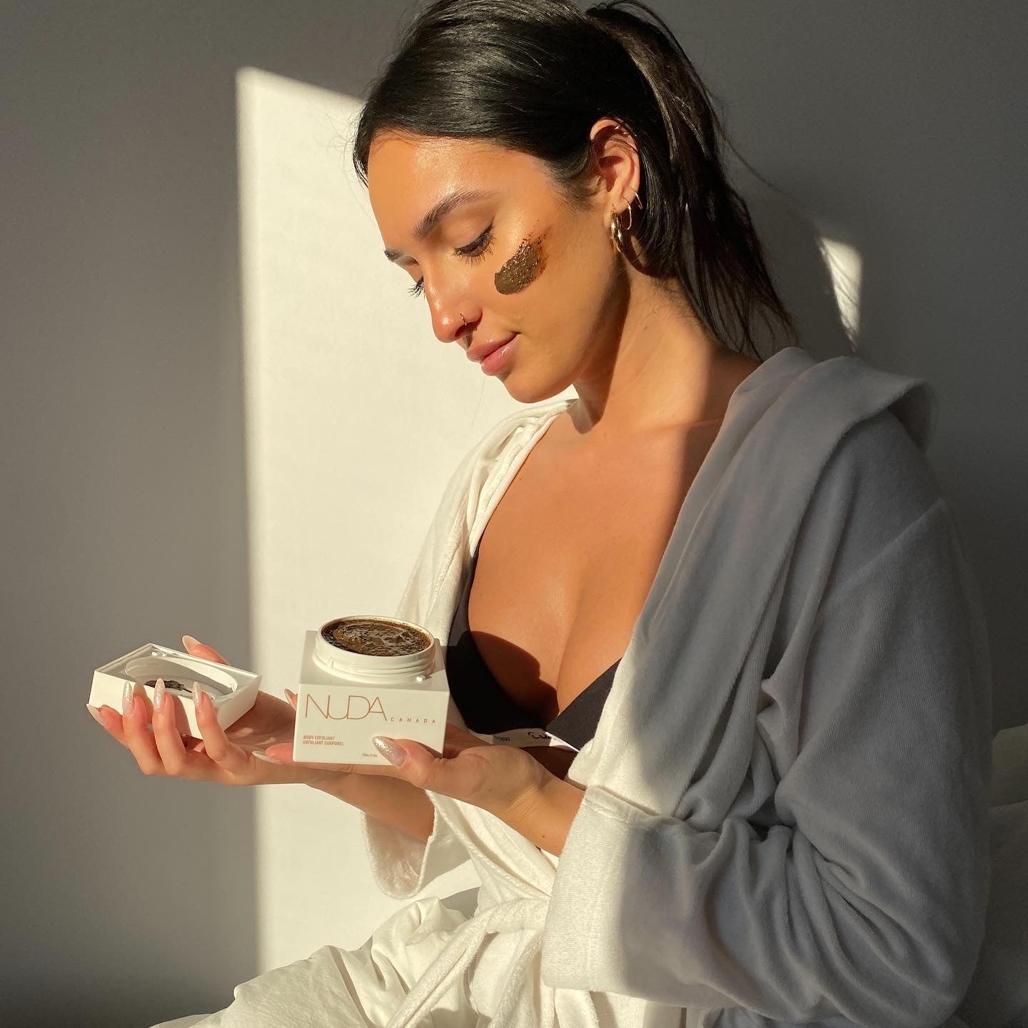 How To Use A Body Scrub
